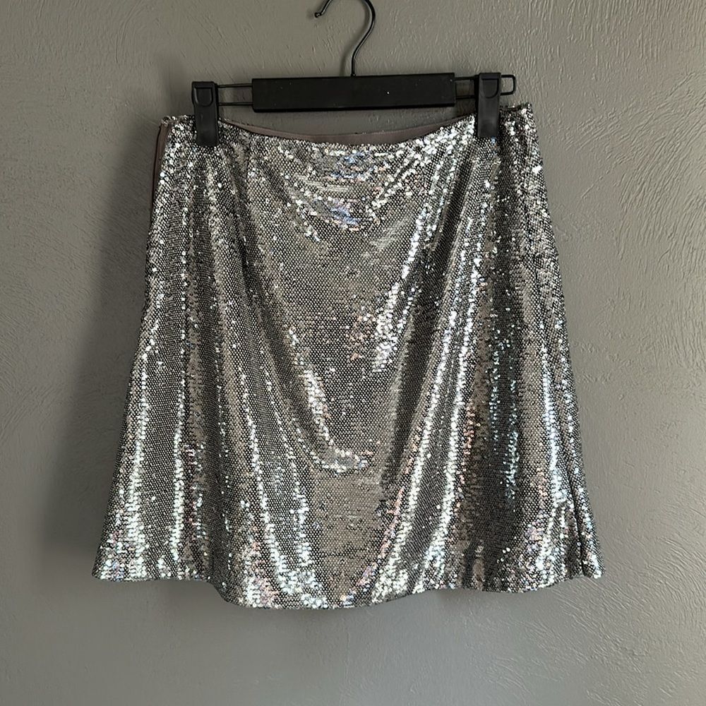 NWT Gap sequins mini skirt - Picture 2 of 9